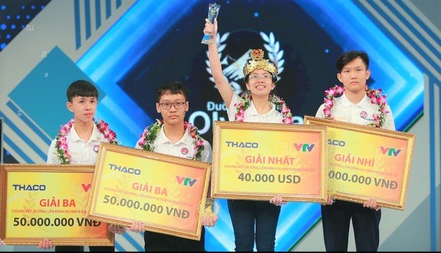 Người chế tác vòng nguyệt quế đặc biệt cho Đường lên đỉnh Olympia 2020 - 5 Người chế tác vòng nguyệt quế đặc biệt cho Đường lên đỉnh Olympia 2020 - 5