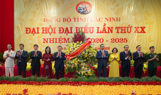 Tân nữ Bí thư tỉnh ủy Bắc Ninh với chỉ tiêu tăng trưởng 7-8% 5 năm tới - 3 Tân nữ Bí thư tỉnh ủy Bắc Ninh với chỉ tiêu tăng trưởng 7-8% 5 năm tới - 3