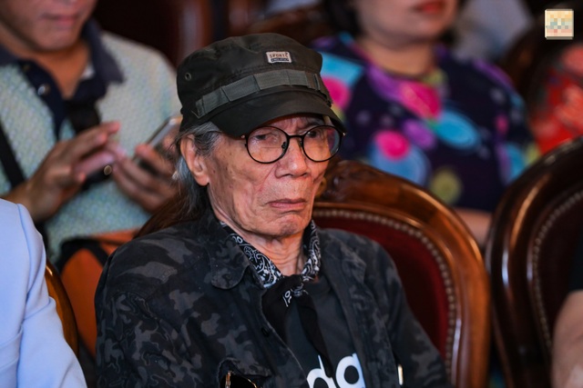 Nghệ sĩ gạo cội tề tựu trong lễ giỗ Tổ sân khấu - 10 Nghệ sĩ gạo cội tề tựu trong lễ giỗ Tổ sân khấu - 10