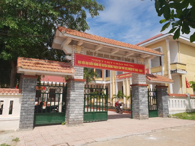 Nhiều lãnh đạo và nguyên lãnh đạo xã bị cảnh cáo vì vi phạm về đất đai - 1 Nhiều lãnh đạo và nguyên lãnh đạo xã bị cảnh cáo vì vi phạm về đất đai - 1