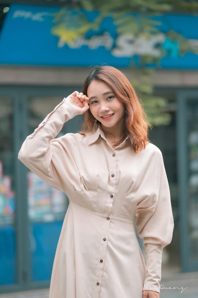 Tân cử nhân trẻ tuổi nhất ĐH Kinh tế quốc dân là Đảng viên, SV xuất sắc - 13 Tân cử nhân trẻ tuổi nhất ĐH Kinh tế quốc dân là Đảng viên, SV xuất sắc - 13