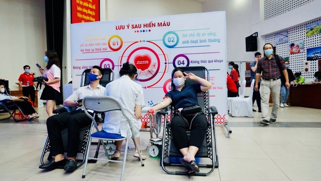 Nhân viên Shinhan Finance tham gia hiến máu nhân đạo tại Hà Nội - 2