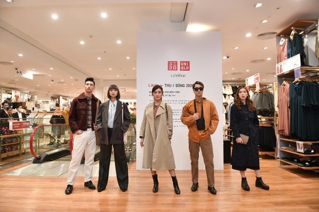 Bộ quần áo thun siêu co giãn Uniqlo  428633