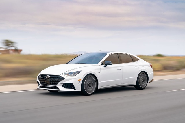 Hyundai Sonata 2021 có thêm phiên bản tính năng vận hành cao N-Line - 2 Hyundai Sonata 2021 có thêm phiên bản tính năng vận hành cao N-Line - 2