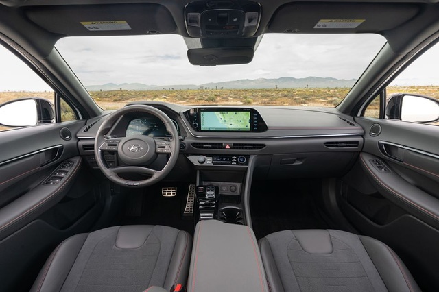Hyundai Sonata 2021 có thêm phiên bản tính năng vận hành cao N-Line - 17 Hyundai Sonata 2021 có thêm phiên bản tính năng vận hành cao N-Line - 17