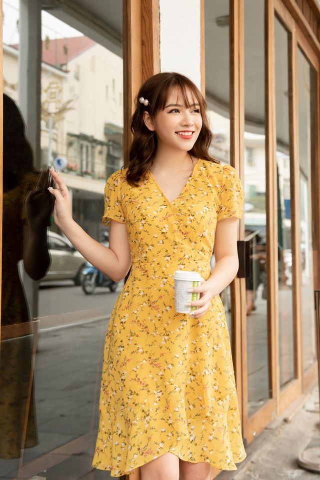 Thời trang ROSARA - Thương hiệu thanh lịch cho quý cô công sở - 3 Thời trang ROSARA - Thương hiệu thanh lịch cho quý cô công sở - 3