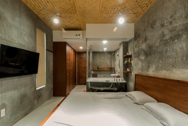 TP.HCM: Nhà hẻm phủ lớp gạch đất nung, mái ngói đỏ mang đậm nét quê Việt - 10 TP.HCM: Nhà hẻm phủ lớp gạch đất nung, mái ngói đỏ mang đậm nét quê Việt - 10