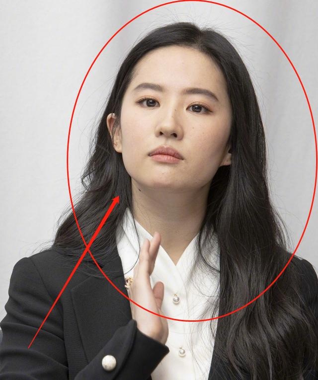 Thần tiên tỷ tỷ Lưu Diệc Phi phản ứng thế nào khi bị chê về nhan sắc - 1 Thần tiên tỷ tỷ Lưu Diệc Phi phản ứng thế nào khi bị chê về nhan sắc - 1