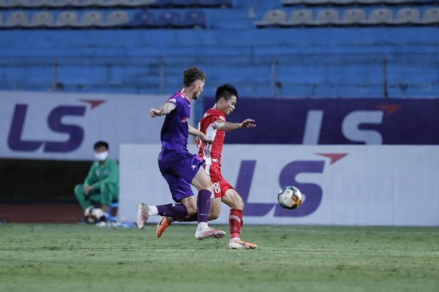 Vũ Minh Tuấn toả sáng, CLB Viettel ngắt mạch bất bại của Sài Gòn FC - 2 Vũ Minh Tuấn toả sáng, CLB Viettel ngắt mạch bất bại của Sài Gòn FC - 2