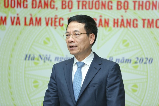 Bộ trưởng Thông tin và Truyền thông: “MB có lợi thế tiên phong về chuyển đổi số” - 4 Bộ trưởng Thông tin và Truyền thông: “MB có lợi thế tiên phong về chuyển đổi số” - 4