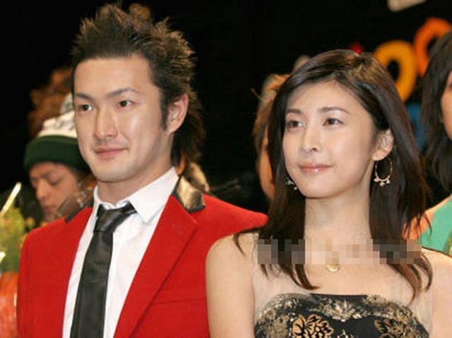 Yuko Takeuchi: “Nữ hoàng nước mắt Nhật bản” qua đời sau 8 tháng sinh con - 4 Yuko Takeuchi: “Nữ hoàng nước mắt Nhật bản” qua đời sau 8 tháng sinh con - 4