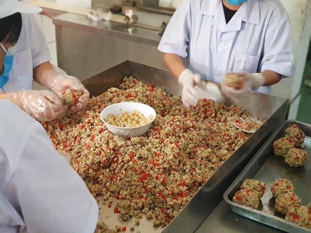 Vì sao người Hà Nội vẫn ưu ái bánh Trung thu truyền thống ? - 7 Vì sao người Hà Nội vẫn ưu ái bánh Trung thu truyền thống ? - 7