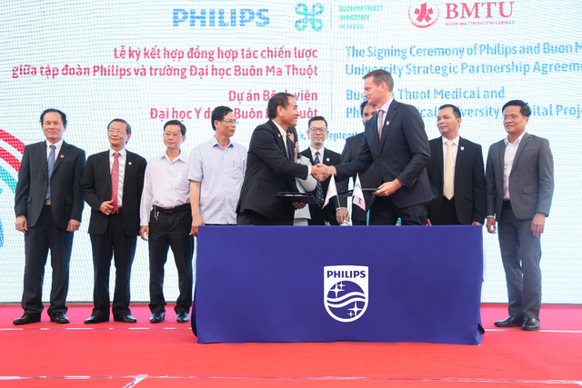 Philips và Trường Đại học Buôn Ma Thuột hợp tác xây dựng bệnh viện thông minh - 1 Philips và Trường Đại học Buôn Ma Thuột hợp tác xây dựng bệnh viện thông minh - 1