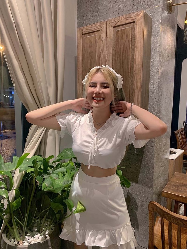 Nữ sinh 10X gợi cảm: “Xinh đẹp là một loại may mắn” - 3 Nữ sinh 10X gợi cảm: “Xinh đẹp là một loại may mắn” - 3