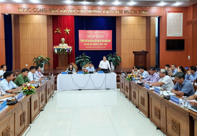 Bí thư và Phó Bí thư Tỉnh ủy Quảng Nam ứng cử nhiệm kỳ mới - 1 Bí thư và Phó Bí thư Tỉnh ủy Quảng Nam ứng cử nhiệm kỳ mới - 1