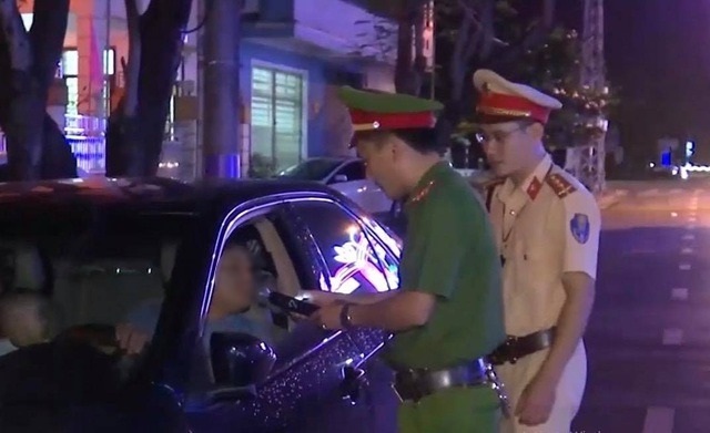 Biên bản xử phạt vi phạm giao thông bị “treo” nhiều tháng - 1 Biên bản xử phạt vi phạm giao thông bị “treo” nhiều tháng - 1