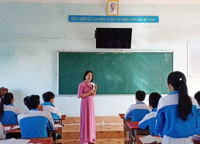 Học sinh dùng điện thoại: lo trộm cắp, sợ phân biệt giàu nghèo - 2