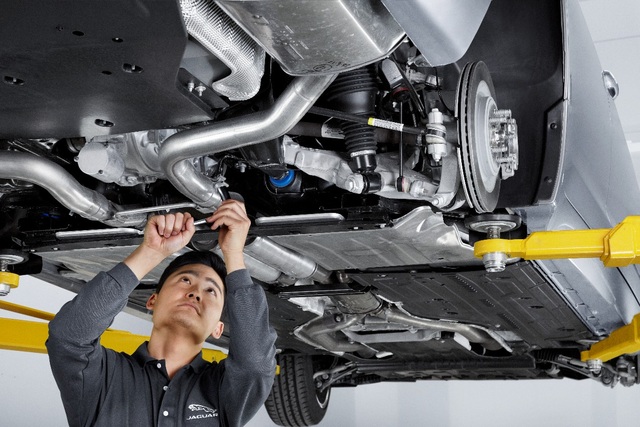 Chương trình khuyến mãi dịch vụ mùa Thu của Jaguar Land Rover Việt Nam - 5 Chương trình khuyến mãi dịch vụ mùa Thu của Jaguar Land Rover Việt Nam - 5