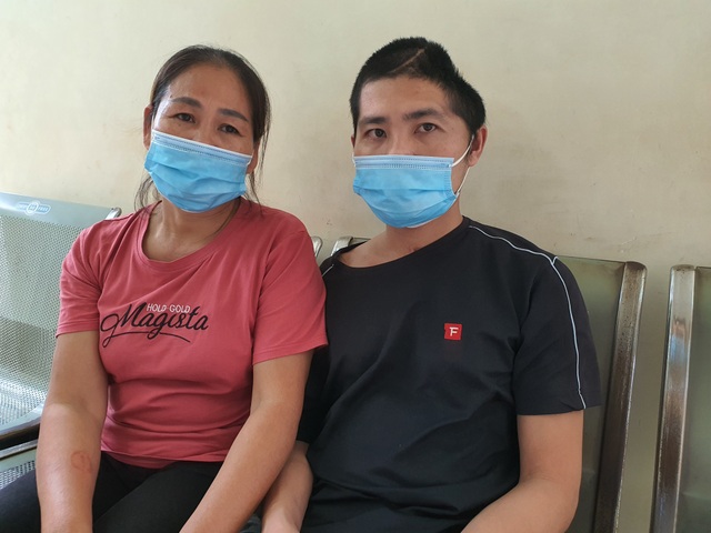 Người đàn ông bị tai nạn vỡ hộp sọ được bạn đọc chung tay đưa đến bệnh viện - 3 Người đàn ông bị tai nạn vỡ hộp sọ được bạn đọc chung tay đưa đến bệnh viện - 3