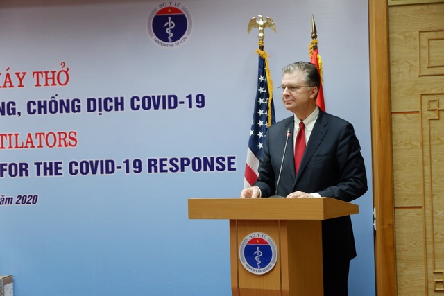Đại sứ Hoa Kỳ: Việt Nam là mô hình về chiến lược kiểm soát Covid-19 - 1
