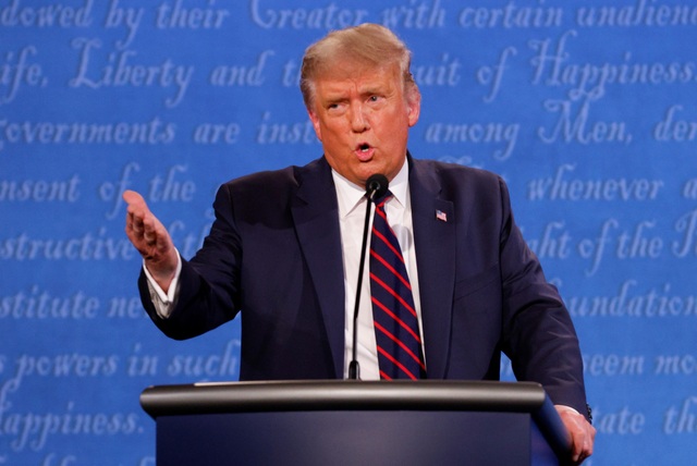 Sắc thái biểu cảm của Trump - Biden trong màn so găng đầu tiên - 10 Sắc thái biểu cảm của Trump - Biden trong màn so găng đầu tiên - 10