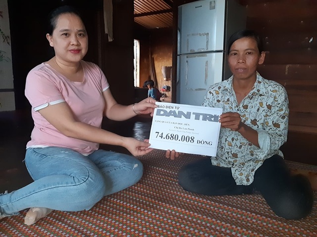 Bạn đọc Dân trí giúp đỡ cô học trò nghèo hiếu học hơn 74 triệu đồng - 1 Bạn đọc Dân trí giúp đỡ cô học trò nghèo hiếu học hơn 74 triệu đồng - 1