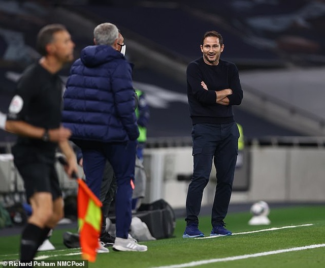 HLV Mourinho khẩu chiến dữ dội với đồng nghiệp Lampard - 3 HLV Mourinho khẩu chiến dữ dội với đồng nghiệp Lampard - 3