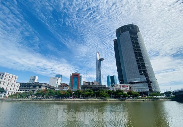 Cận cảnh cao ốc đất vàng ngàn tỷ rao bán vẫn ế - 9 Cận cảnh cao ốc đất vàng ngàn tỷ rao bán vẫn ế - 9