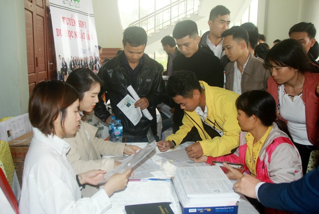 Nỗ lực tìm việc làm cho người lao động sau Covid-19 - 2 Nỗ lực tìm việc làm cho người lao động sau Covid-19 - 2