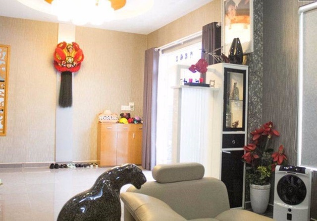 Khám phá biệt thự 300m2, giá triệu đô của NSƯT Kim Tử Long - 5 Khám phá biệt thự 300m2, giá triệu đô của NSƯT Kim Tử Long - 5