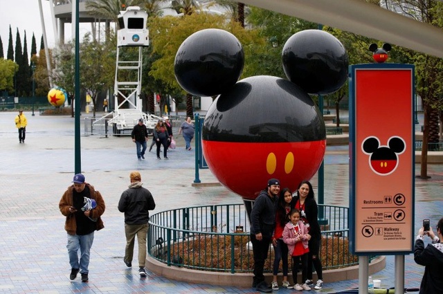 Disney cắt giảm 28.000 nhân sự vì đại dịch Covid-19 - 1 Disney cắt giảm 28.000 nhân sự vì đại dịch Covid-19 - 1
