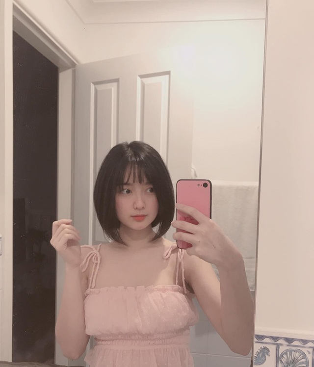 Hot girl ảnh thẻ mặt xinh như búp bê, gợi cảm bất ngờ sau 4 năm nổi tiếng - 9 Hot girl ảnh thẻ mặt xinh như búp bê, gợi cảm bất ngờ sau 4 năm nổi tiếng - 9