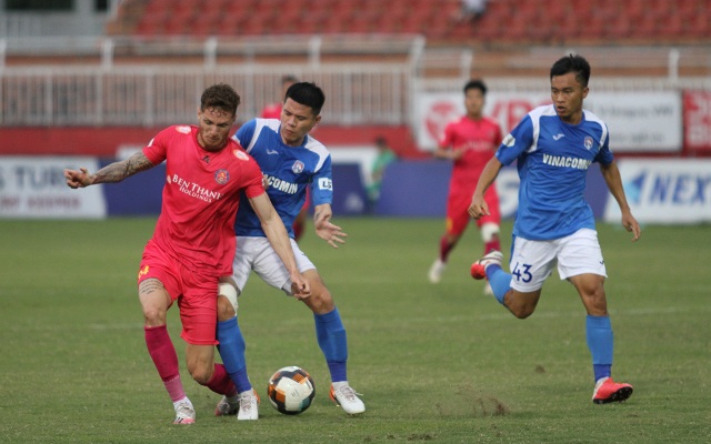 Đội bóng nào có lợi nhất trong cuộc đua vô địch V-League? - 2 Đội bóng nào có lợi nhất trong cuộc đua vô địch V-League? - 2