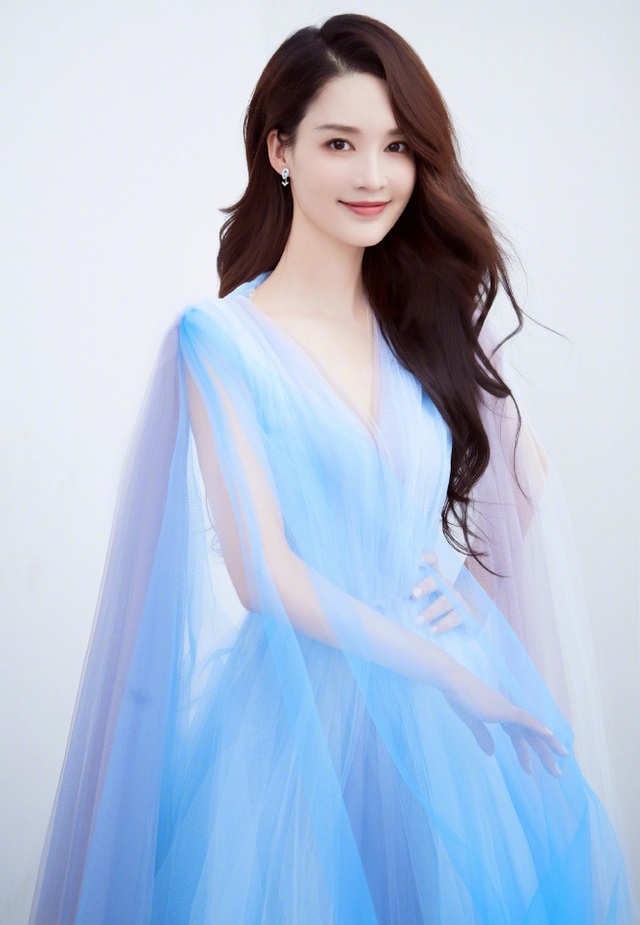Dàn mỹ nhân Hoa ngữ “đọ” dáng xuất sắc - 15 Dàn mỹ nhân Hoa ngữ “đọ” dáng xuất sắc - 15