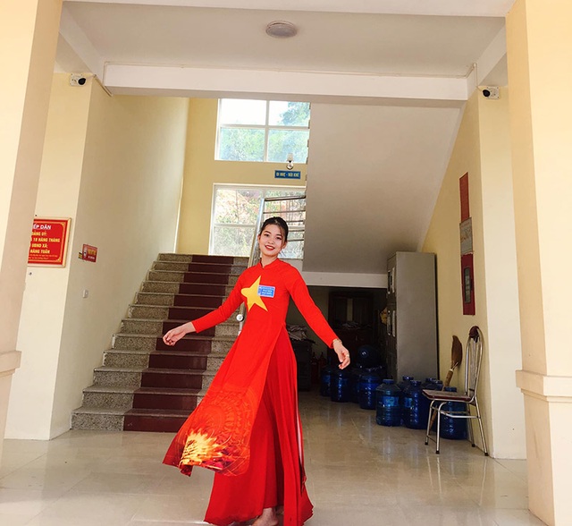 Cô giáo mầm non xứ Nghệ “nổi như cồn” nhờ nhan sắc khả ái - 8 Cô giáo mầm non xứ Nghệ “nổi như cồn” nhờ nhan sắc khả ái - 8