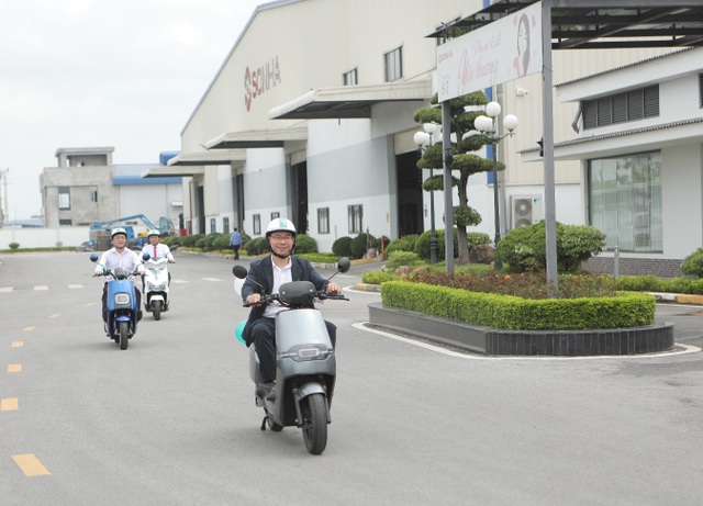 Tập đoàn Sơn Hà tổ chức lễ khánh thành nhà máy sản xuất xe điện EVgo tại Bắc Ninh - 8 Tập đoàn Sơn Hà tổ chức lễ khánh thành nhà máy sản xuất xe điện EVgo tại Bắc Ninh - 8