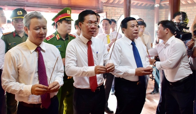 Khánh thành Công viên văn hóa và Khu lưu niệm nhà thơ Tố Hữu - 6 Khánh thành Công viên văn hóa và Khu lưu niệm nhà thơ Tố Hữu - 6