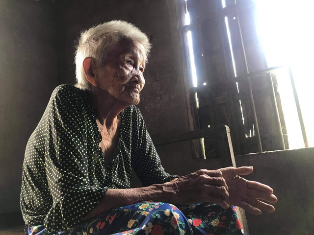 Nghẹn lòng chàng sinh viên nghèo cầu xin sự sống cho bố mẹ - 7 Nghẹn lòng chàng sinh viên nghèo cầu xin sự sống cho bố mẹ - 7