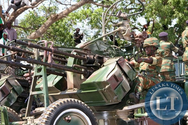 Nghèo nhất nhì châu Phi, Zambia vẫn nợ “khủng” Trung Quốc mua sắm vũ khí - 3 Nghèo nhất nhì châu Phi, Zambia vẫn nợ “khủng” Trung Quốc mua sắm vũ khí - 3