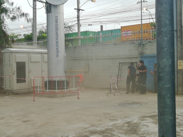 Gặp sự cố về điện, trận đấu của Muangthong bị hoãn vô thời hạn - 2