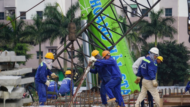 Hà Nội: Khoảng 165.000 người lao động bị ảnh hưởng bởi dịch Covid-19 - 1 Hà Nội: Khoảng 165.000 người lao động bị ảnh hưởng bởi dịch Covid-19 - 1