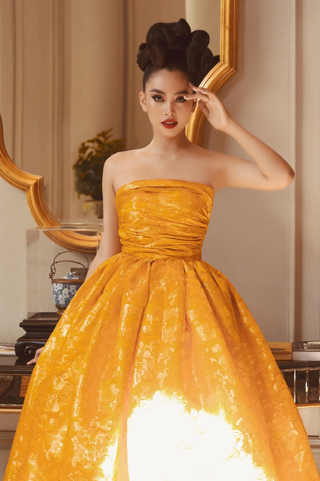 Hoa hậu Hà Kiều Anh đụng độ Hoa hậu Trần Tiểu Vy - 3 Hoa hậu Hà Kiều Anh đụng độ Hoa hậu Trần Tiểu Vy - 3