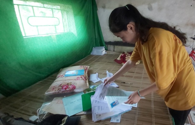 Bạn đọc Dân trí nâng bước nữ sinh nghèo vào đại học - 1 Bạn đọc Dân trí nâng bước nữ sinh nghèo vào đại học - 1