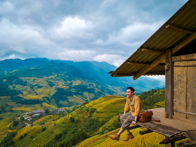 Hậu trường hàng trăm người xếp hàng chụp ảnh ruộng bậc thang Mù Cang Chải - 8 Hậu trường hàng trăm người xếp hàng chụp ảnh ruộng bậc thang Mù Cang Chải - 8