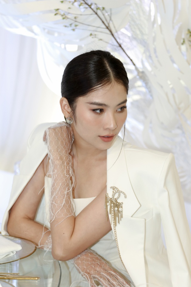 Hậu ngộ nhận giới tính, yêu đơn phương Thanh Hằng, chị gái Nam Em ra sao? - 1 Hậu ngộ nhận giới tính, yêu đơn phương Thanh Hằng, chị gái Nam Em ra sao? - 1