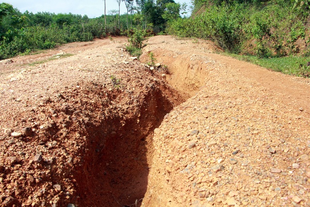 Ngao ngán dự án tái định cư nhiều năm đắp chiếu tại Nghệ An - 4 Ngao ngán dự án tái định cư nhiều năm đắp chiếu tại Nghệ An - 4