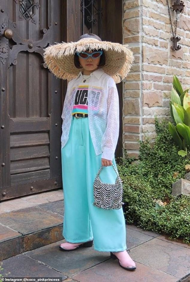 Những đứa trẻ kiếm tiền “dễ như bỡn” trên mạng xã hội - 22 Những đứa trẻ kiếm tiền “dễ như bỡn” trên mạng xã hội - 22