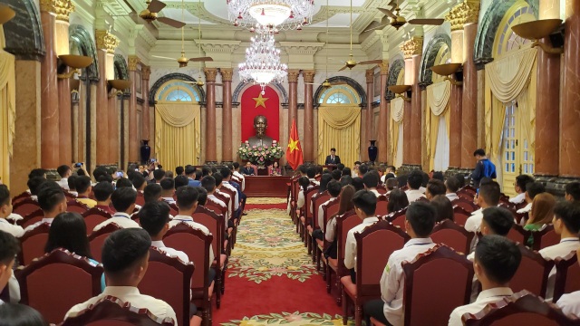 Phó Chủ tịch nước gặp các HS, SV tiêu biểu của ngành giáo dục nghề nghiệp - 7 Phó Chủ tịch nước gặp các HS, SV tiêu biểu của ngành giáo dục nghề nghiệp - 7