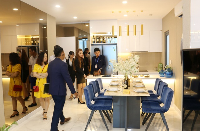 “Ngược dòng” thị trường, nhà đầu tư ngoại tỉnh tìm mua căn hộ TP.HCM - 2 “Ngược dòng” thị trường, nhà đầu tư ngoại tỉnh tìm mua căn hộ TP.HCM - 2