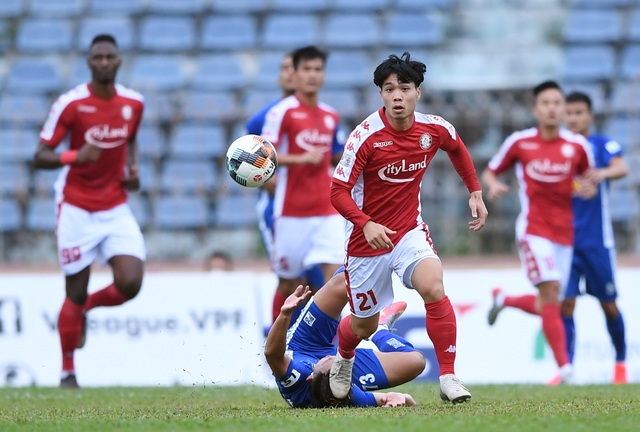 Công Phượng chấn thương, CLB TPHCM có cơ hội đua vô địch V-League? - 2 Công Phượng chấn thương, CLB TPHCM có cơ hội đua vô địch V-League? - 2